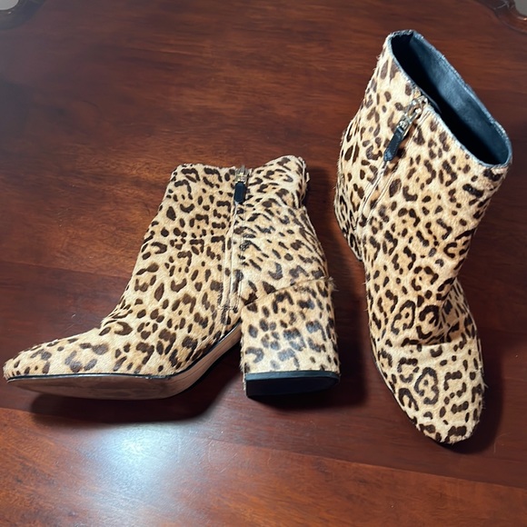 Sam Edelman Booties - Picture 2 of 6